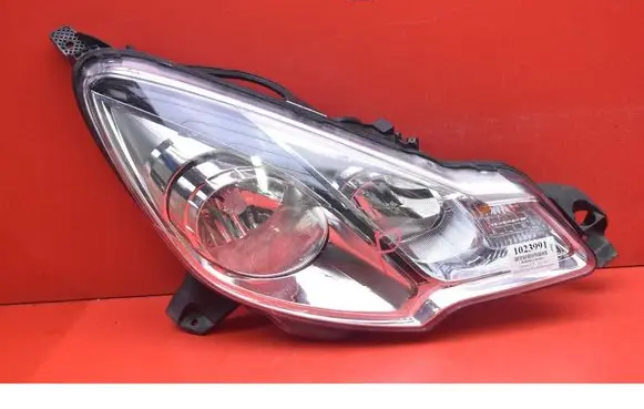 Citroen C3 Headlight/headlamp 9677033880