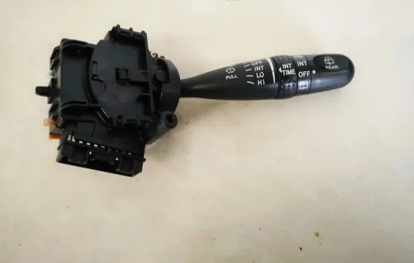 Toyota RAV 4 (XA20) Wiper control stalk 1a830173699 173680