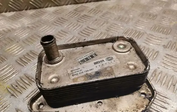 Mercedes-Benz C W203 Gearbox / Transmission oil cooler 8M0376726