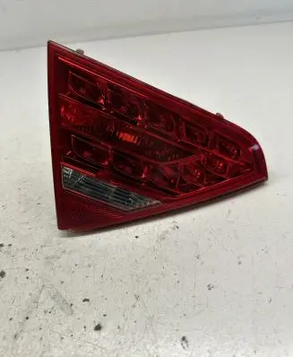 Audi A5 Sportback 8TA Tailgate rear/tail lights 8T0945093A