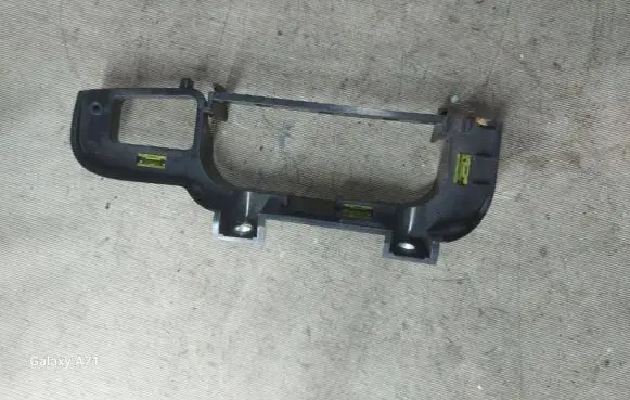Other rear door trim element