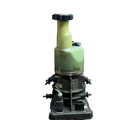 Ford Galaxy Power steering pump BG913K514AB