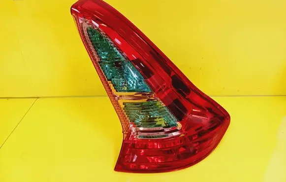 Citroen C4 I Rear/tail lights 946801677