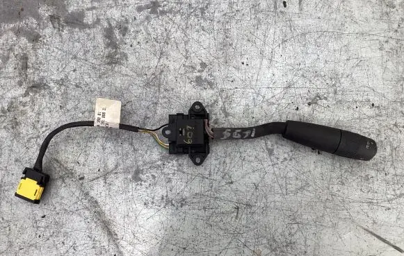 Peugeot 607 Multifunctional control switch/knob 34439001