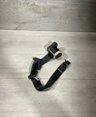 BMW X5 E53 Rear seatbelt 33000341e