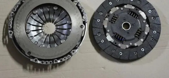 Seat Toledo IV (NH) Clutch set kit 036141032H 03C141025J