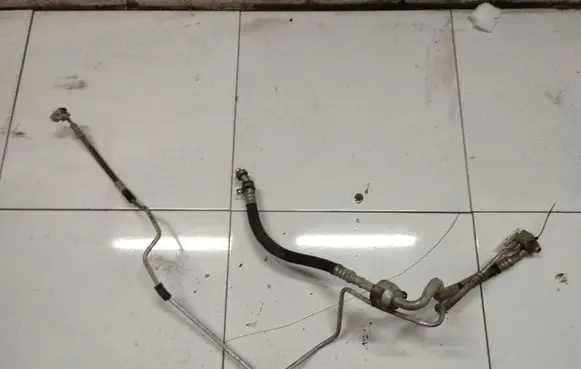 Honda Civic Air conditioning (A/C) pipe/hose 