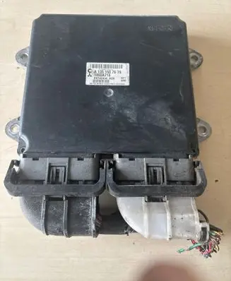 Mitsubishi Colt CZ3 Engine control unit/module A1351507679 1860A718