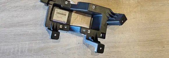 Chrysler Pacifica Fog light bracket 68445692AA