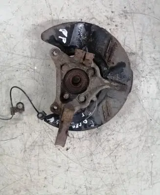 Subaru Forester SJ Front wheel hub spindle knuckle