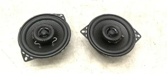Audi Coupe Front door high frequency speaker