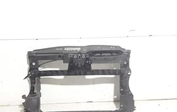 Volkswagen Golf Plus Radiator support slam panel