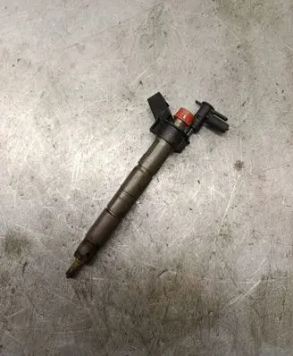 BMW 5 E60 E61 Fuel injector 0445116001