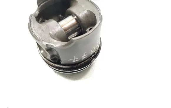 SsangYong Rodius Piston 665926
