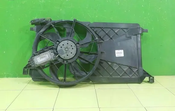 Ford Focus Fan set 3M5H8C607RJ