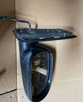 Volkswagen Touran I Front door wing mirror part 073016