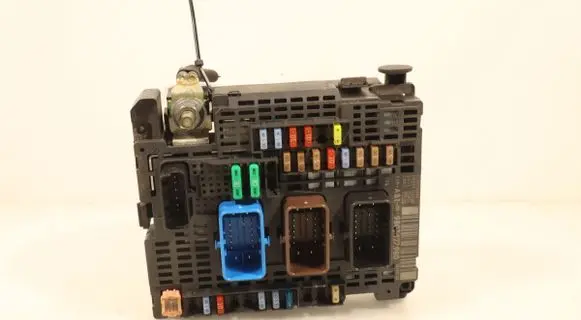 Citroen C4 I Fuse box set 9807427980