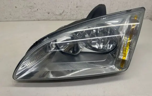 Ford Focus Headlight/headlamp 4M5113K060BA