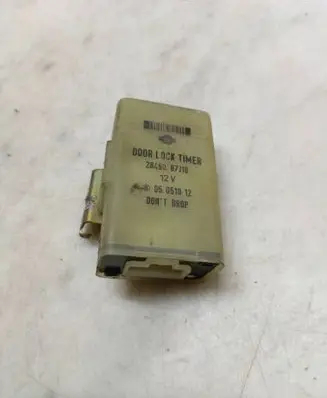 Nissan Primera Door control unit/module 2845087J10 05051012