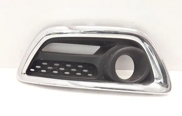 Renault Captur Front bumper lower grill 620740754R
