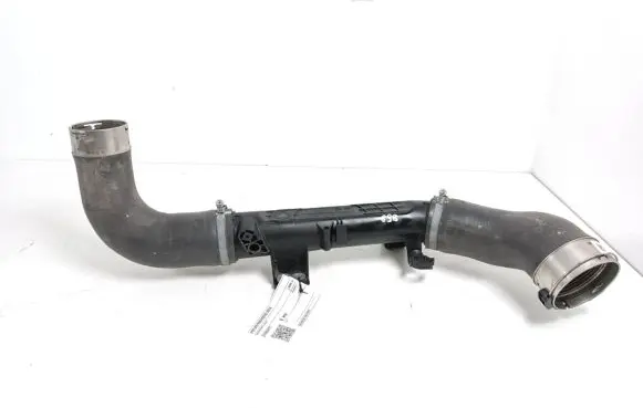 Volvo V60 Intercooler hose/pipe 31686412