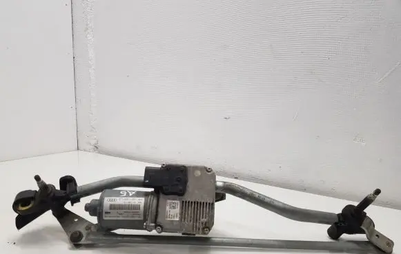 Audi A5 8T 8F Front wiper linkage and motor 8T1955119D 8T1955023E