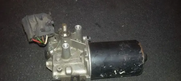 Audi A6 S6 C5 4B Wiper motor 0390241144