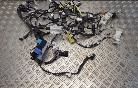 Toyota Yaris Panel wiring 821410UV60 244A0201103