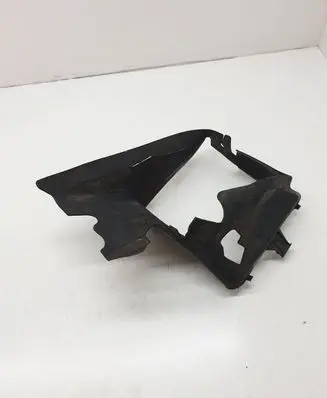 Volkswagen Touareg I Intercooler air channel guide 3D0121468