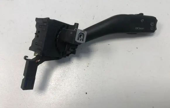 Volkswagen Touran I Indicator stalk 1K0953519A