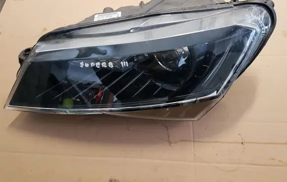 Skoda Superb B8 (3V) Headlight/headlamp
