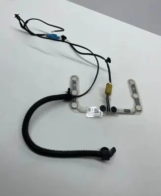 Volkswagen PASSAT B7 Seat pressure sensor 3AA963553A 010044000310
