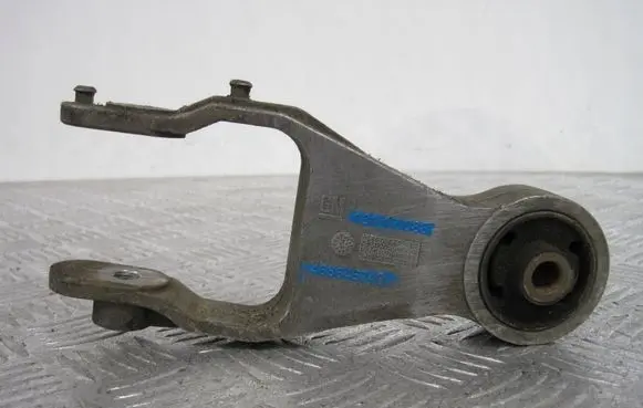 Opel Rekord Olympia Engine mount vacuum valve 13117088