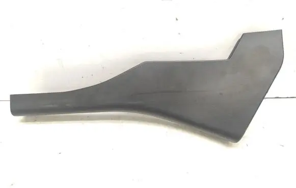 Maserati Ghibli (C) pillar trim 06700194220 670010908
