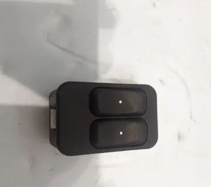 Opel Zafira A Electric window control switch 13363201 90561088