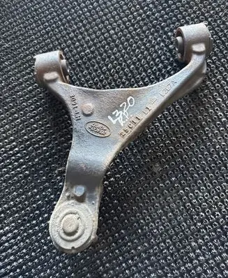 Land Rover Range Rover Sport L320 Front lower control arm/wishbone LR029302