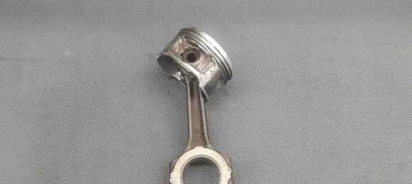 Alfa Romeo 147 Piston with connecting rod 4418