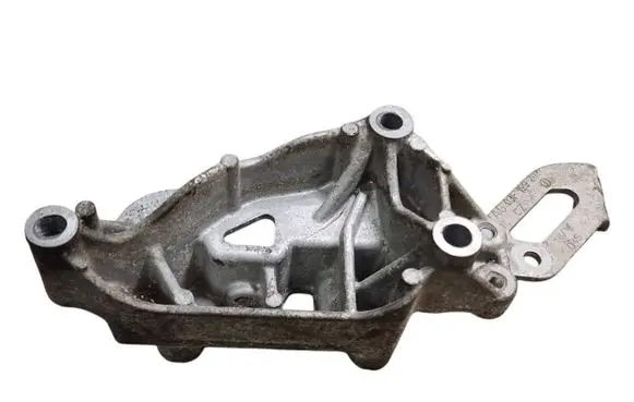 Skoda Yeti (5L) Engine mounting bracket 03F199275D 03F199207