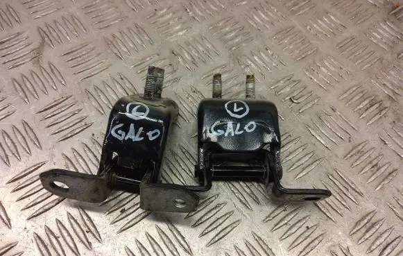 Suzuki SX4 S-Cross Rear door hinge set 