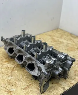 Dodge Durango Engine head 04893811AF