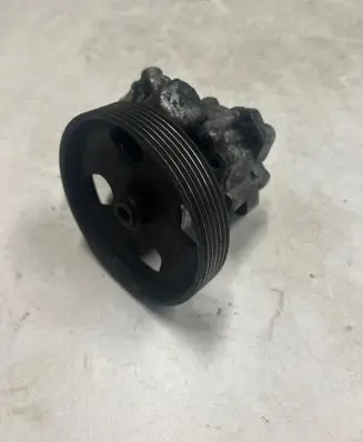 Peugeot 406 Power steering pump 9647983580 7692955188