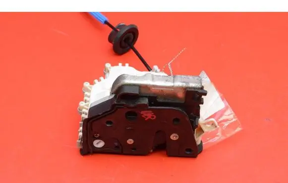 Audi A4 S4 B8 8K Front door lock 8J1837016D