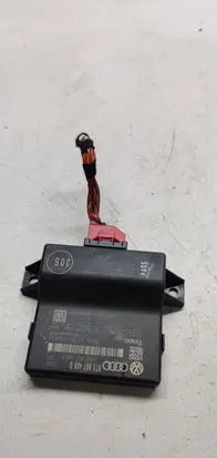 Audi A4 S4 B8 8K Gateway control module 8T0907468D 8T0907468H 241102