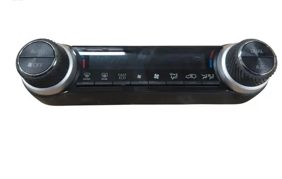 Toyota RAV 4 (XA50) Climate control unit 5590042580