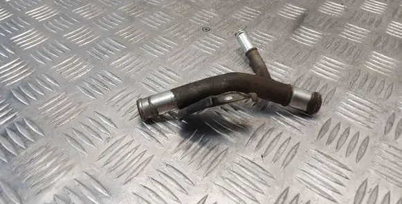 Nissan X-Trail T31 Engine coolant pipe/hose