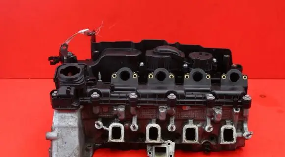 BMW X3 E83 Engine head 778587609