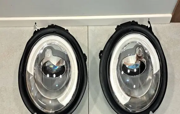 Mini One - Cooper F56 F55 Headlights/headlamps set 