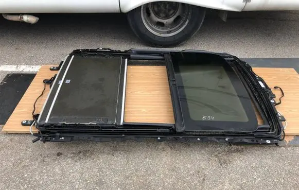 Sunroof set