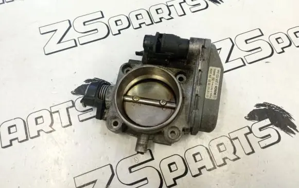 Mercedes-Benz CLK A208 C208 Throttle valve 1121410025 0205003046
