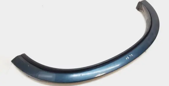 Volvo XC90 Rear fender molding trim 30779579